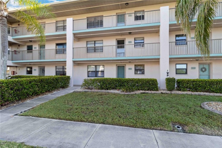 Welcome to this beautifully maintained 2-bedroom, 2-bath condo - Beach Condo for sale in Punta Gorda, Florida on Beachhouse.com