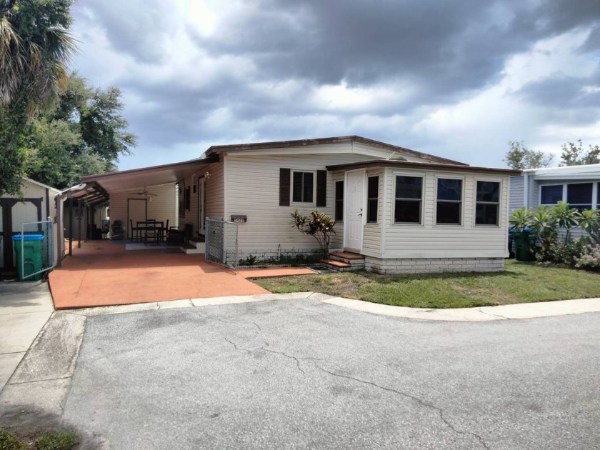 This Fantastic Home is a 2-bedroom, 2-bathroom Open Floor Plan - Beach Home for sale in St. Petersburg, Florida on Beachhouse.com