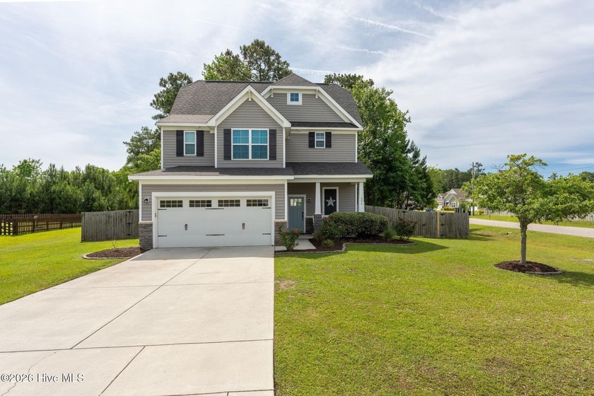 This one is it!! This fabulous home located just minutes from - Beach Home for sale in Holly Ridge, North Carolina on Beachhouse.com