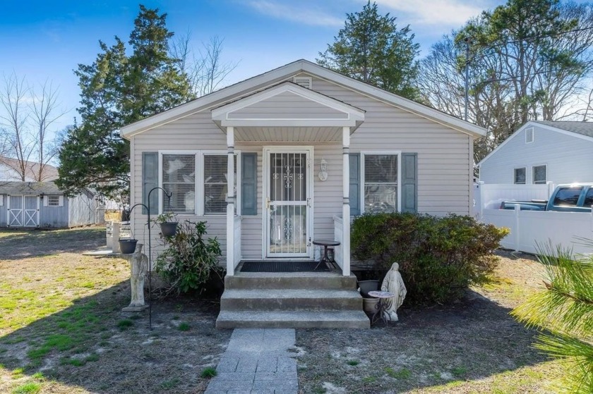 Are you looking for easy living down the shore with LOW TAXES? - Beach Home for sale in Villas, New Jersey on Beachhouse.com