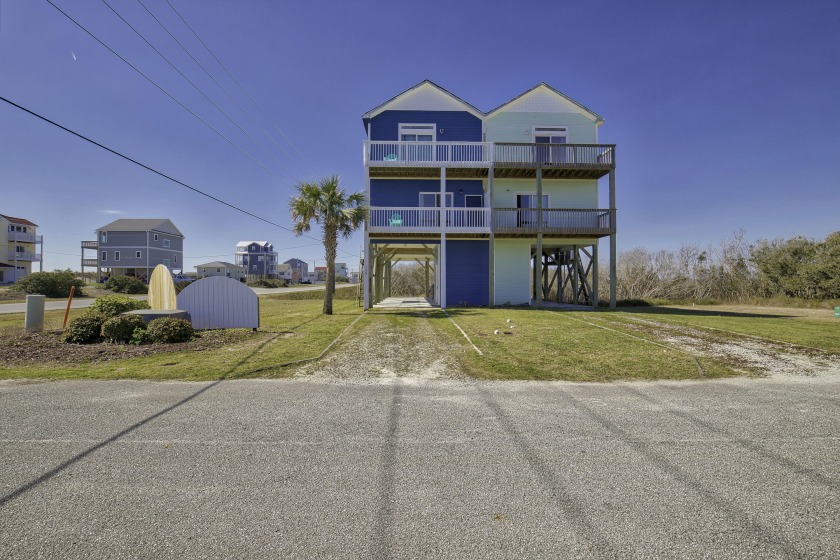 Spectacular 4 bedroom 3 bath second row beach home is on the - Beach Townhome/Townhouse for sale in North Topsail Beach, North Carolina on Beachhouse.com