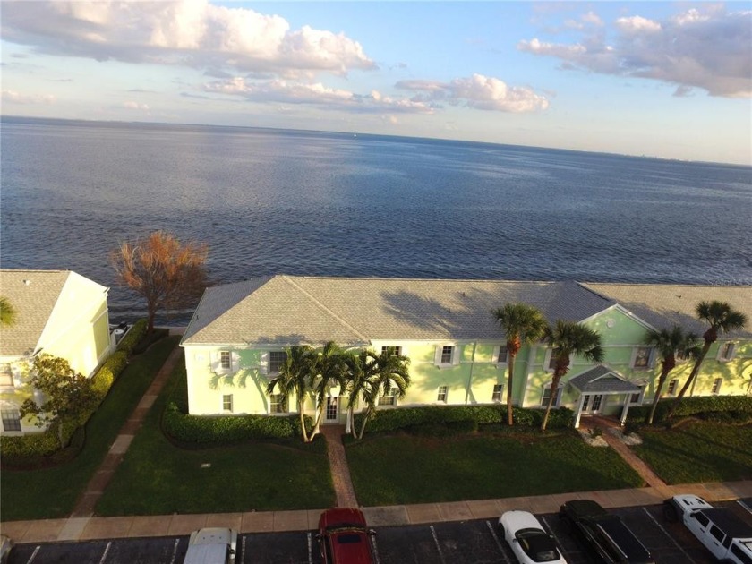 Imagine living Island Time on Coquina Key with expansive views - Beach Condo for sale in St. Petersburg, Florida on Beachhouse.com