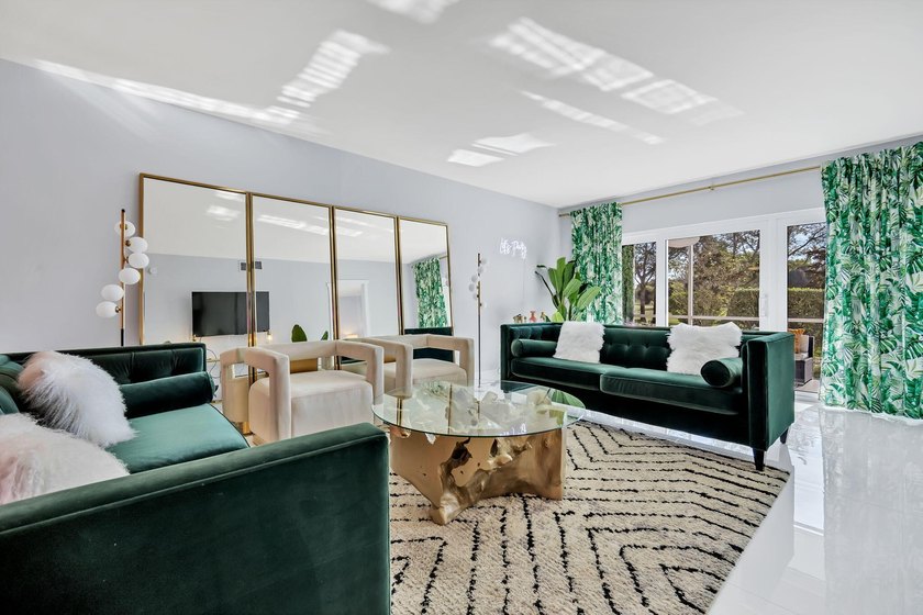 FULL RESERVES. TURNKEY, FULLY FURNISHED, OPEN CONCEPT ! - Beach Condo for sale in Pompano Beach, Florida on Beachhouse.com