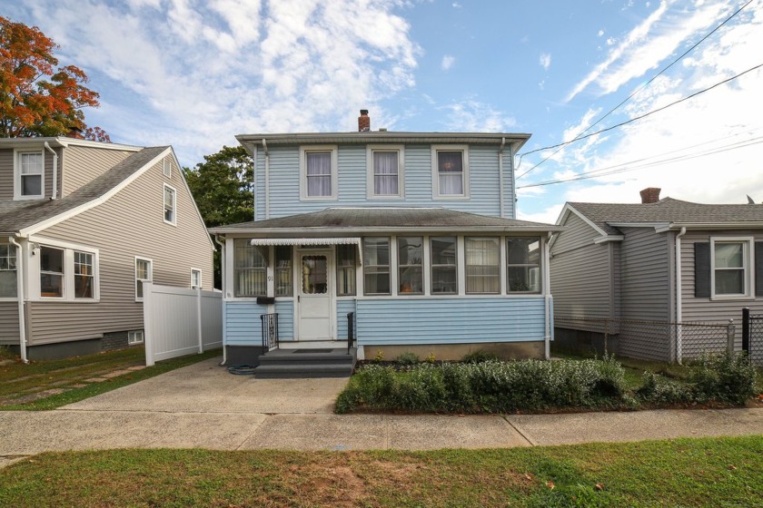 Just 2.5 blocks from the gorgeous sandy shores of West Haven's - Beach Home for sale in West Haven, Connecticut on Beachhouse.com