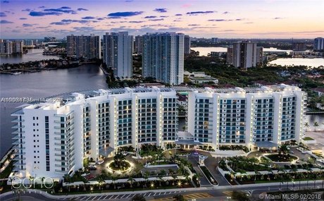 Exclusive Echo Aventura! Only 208 units with engineered wood - Beach Condo for sale in Aventura, Florida on Beachhouse.com