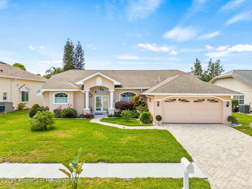 Must see this gorgeous and well maintained home.Split plan - Beach Home for sale in Hudson, Florida on Beachhouse.com