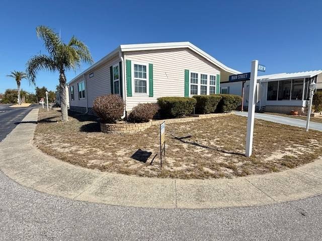 ** Located in a premier, resort style, active, pet friendly, age - Beach Home for sale in Tarpon Springs, Florida on Beachhouse.com