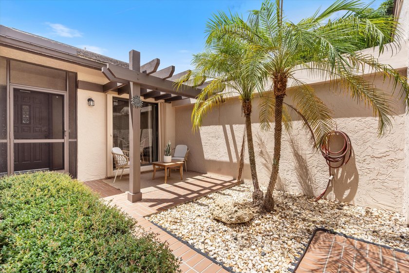 An immaculately maintained, spacious 2 BED/2 BATH one story - Beach Condo for sale in Delray Beach, Florida on Beachhouse.com