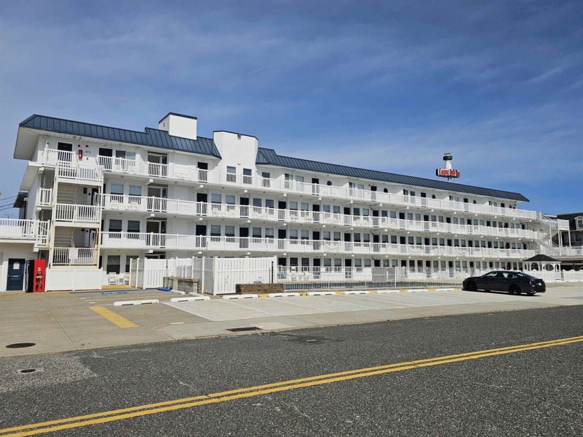 Welcome to The Cape Cod Condominium unit 309 in Sunny Wildwood - Beach Condo for sale in Wildwood Crest, New Jersey on Beachhouse.com