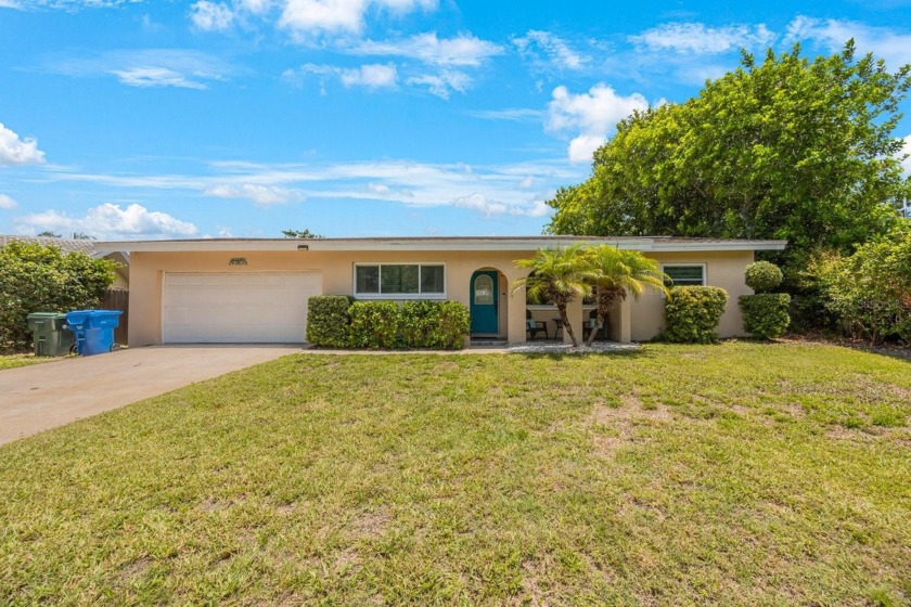 Welcome to your dream home! This beautifully updated 3 bedroom - Beach Home for sale in Largo, Florida on Beachhouse.com