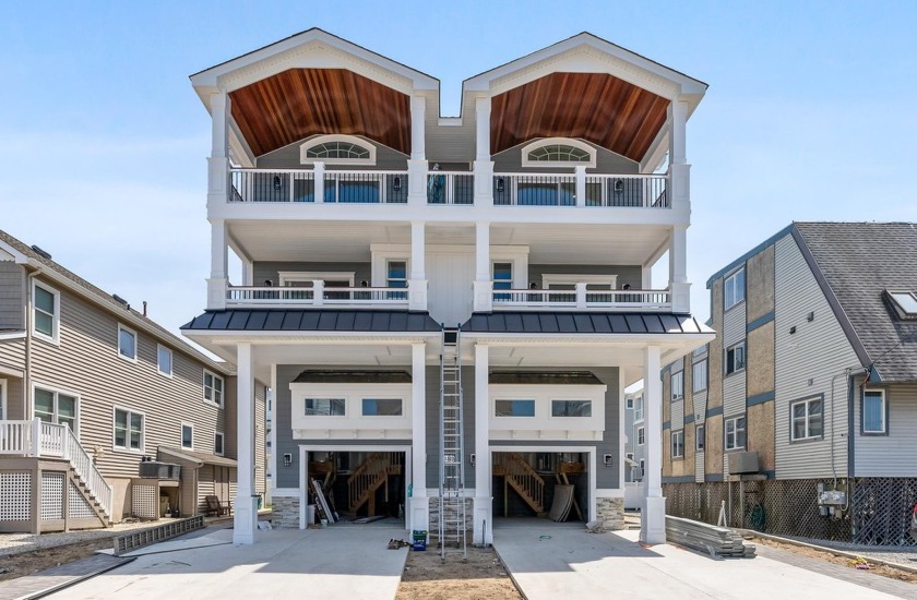 Beach Block New Construction with Ocean Views READY FOR THE - Beach Townhome/Townhouse for sale in Sea Isle City, New Jersey on Beachhouse.com