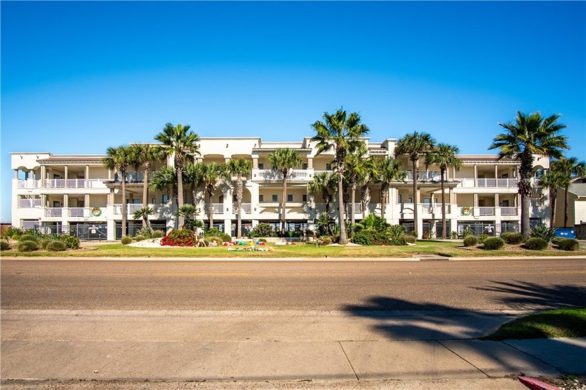 Ultimate Resort-Style Waterfront Condominium, perfectly situated - Beach Condo for sale in Port Aransas, Texas on Beachhouse.com