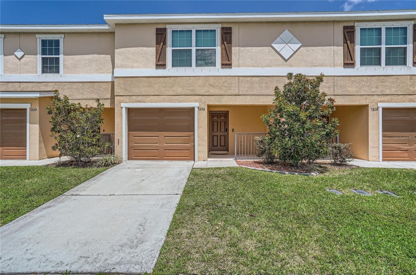 This townhome is located in the gated community of Tuscany Bay - Beach Townhome/Townhouse for sale in Gibsonton, Florida on Beachhouse.com