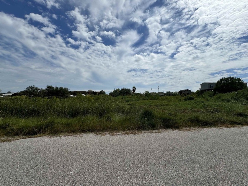 2 lots in Sabine Pass! Zoned to Sabine Pass ISD. It is ready for - Beach Lot for sale in Sabine Pass, Texas on Beachhouse.com