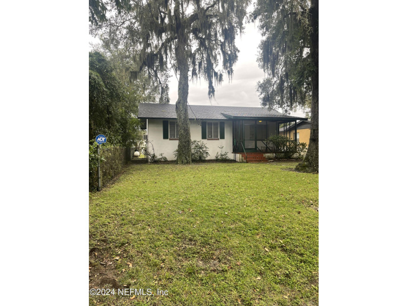 Welcome to your charming Retro home located just one block away - Beach Home for sale in Jacksonville, Florida on Beachhouse.com