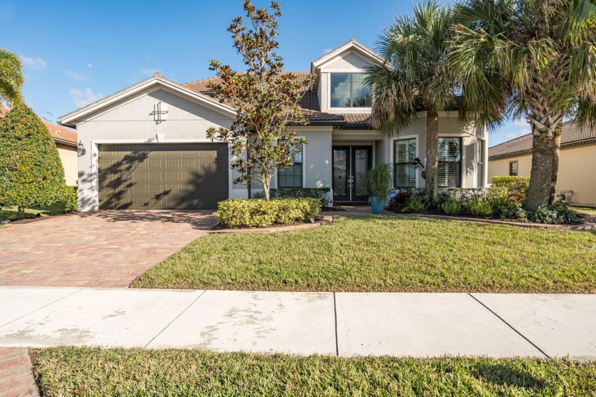 Welcome to this beautifully designed Divosta lakefront home - Beach Home for sale in Jupiter, Florida on Beachhouse.com