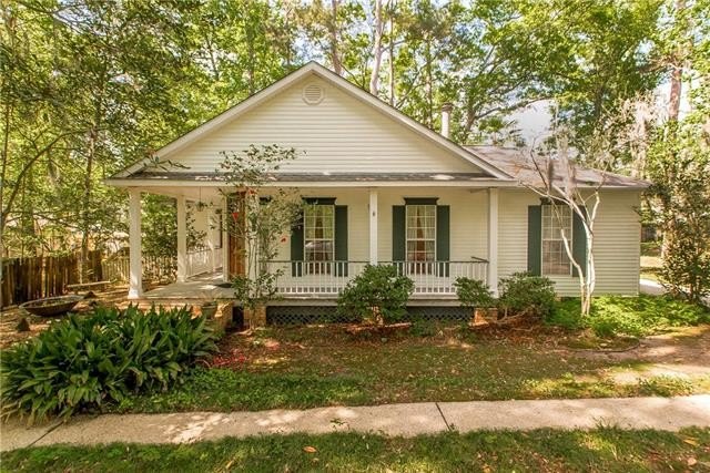 Welcome to Chinchuba Gardens, a serene neighborhood tucked among - Beach Home for sale in Mandeville, Louisiana on Beachhouse.com