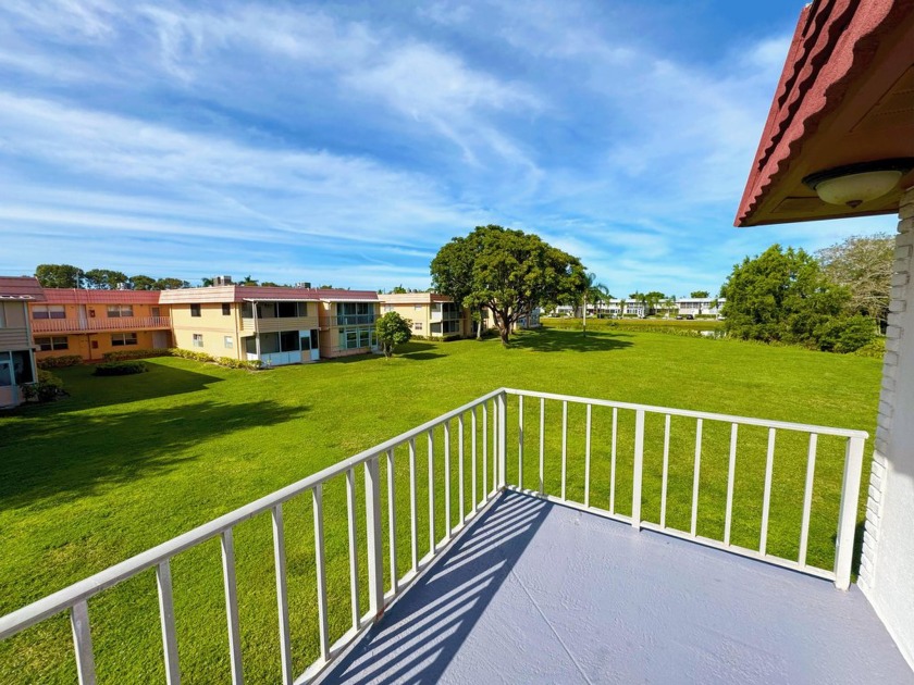 Welcome to your own personal TRUE CORNER Florida retreat in one - Beach Condo for sale in Delray Beach, Florida on Beachhouse.com