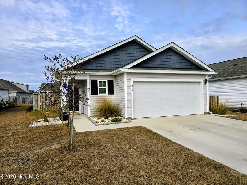 Just minutes from the Surf City Bridge and the stunning beaches - Beach Home for sale in Holly Ridge, North Carolina on Beachhouse.com
