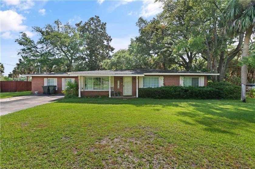 Welcome to your new home! This charming brick ranch home , with - Beach Home for sale in Brunswick, Georgia on Beachhouse.com