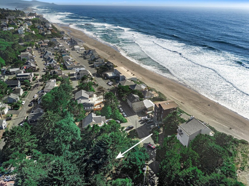 Looking to build your dream beach getaway? This vacant lot is - Beach Lot for sale in Lincoln City, Oregon on Beachhouse.com