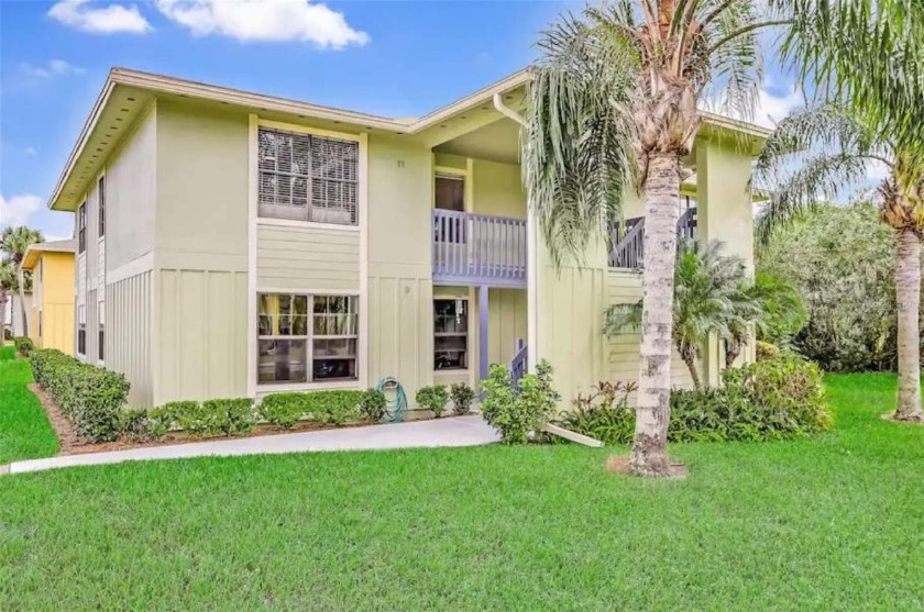 Great St Augustine condo featuring bright updated finishes with - Beach Condo for sale in St Augustine, Florida on Beachhouse.com