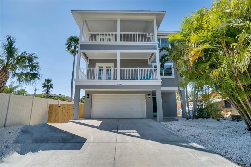 Welcome to *Grand Island Oasis* Looking for a relaxing island - Beach Home for sale in Bradenton Beach, Florida on Beachhouse.com