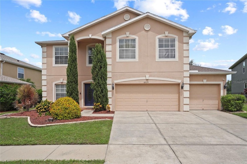 Welcome to Dupree Lakes! If you're looking for space inside and - Beach Home for sale in Land O Lakes, Florida on Beachhouse.com