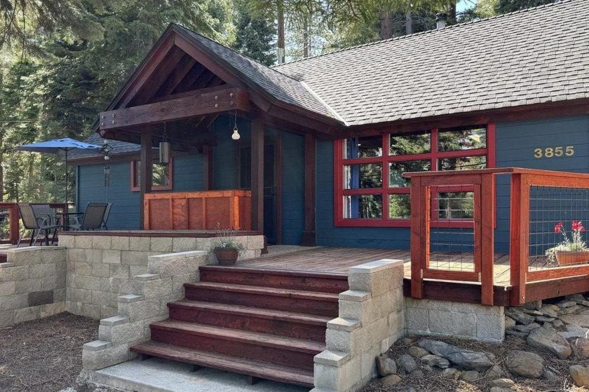 Charming cabin on a large lot in the Fulton Acres neighborhood - Beach Home for sale in Carnelian Bay, California on Beachhouse.com