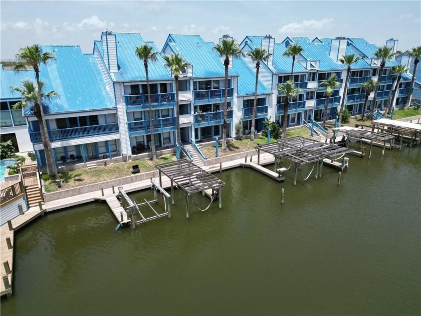 Discover the perfect opportunity for a lucrative short-term - Beach Condo for sale in Corpus Christi, Texas on Beachhouse.com