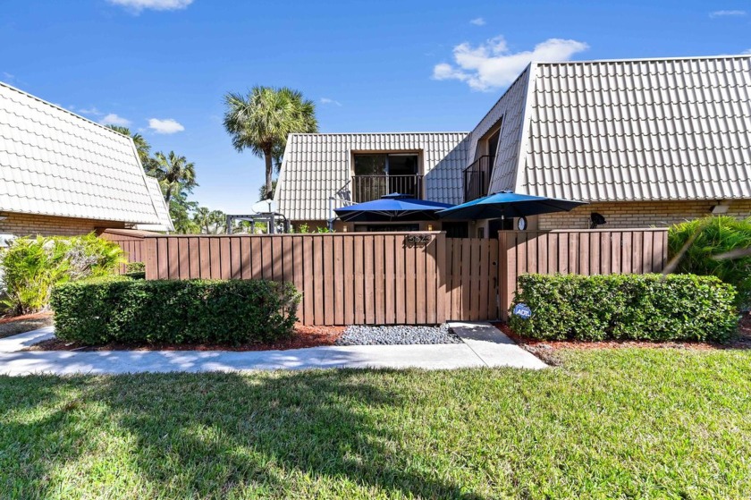 Nestled in a prime corner location, this fabulous home offers a - Beach Townhome/Townhouse for sale in West Palm Beach, Florida on Beachhouse.com