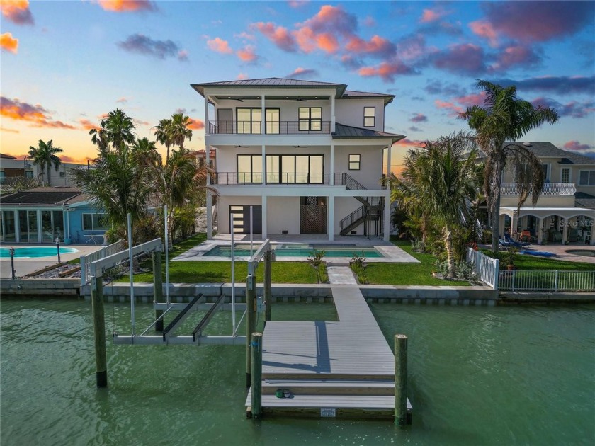 One or more photo(s) has been virtually staged. One or more - Beach Home for sale in Madeira Beach, Florida on Beachhouse.com