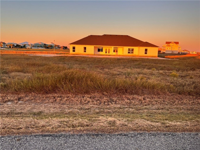 Ready to build your dream home? Come take a look at these 1/2 - Beach Lot for sale in Rockport, Texas on Beachhouse.com