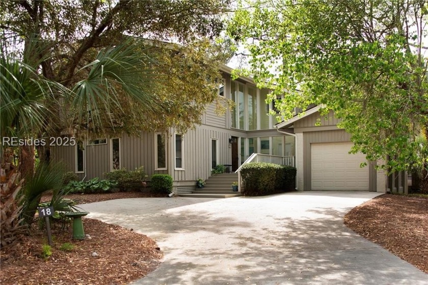 2nd row home with beautiful ocean views from the living room and - Beach Home for sale in Hilton Head Island, South Carolina on Beachhouse.com