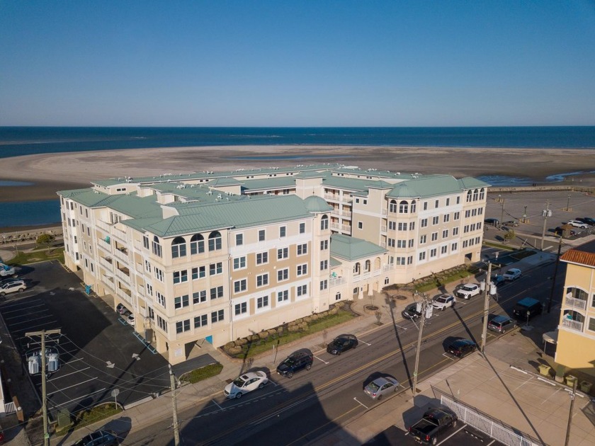 Looking for a Luxury Condo? Look no further, this one has it - Beach Condo for sale in North Wildwood, New Jersey on Beachhouse.com