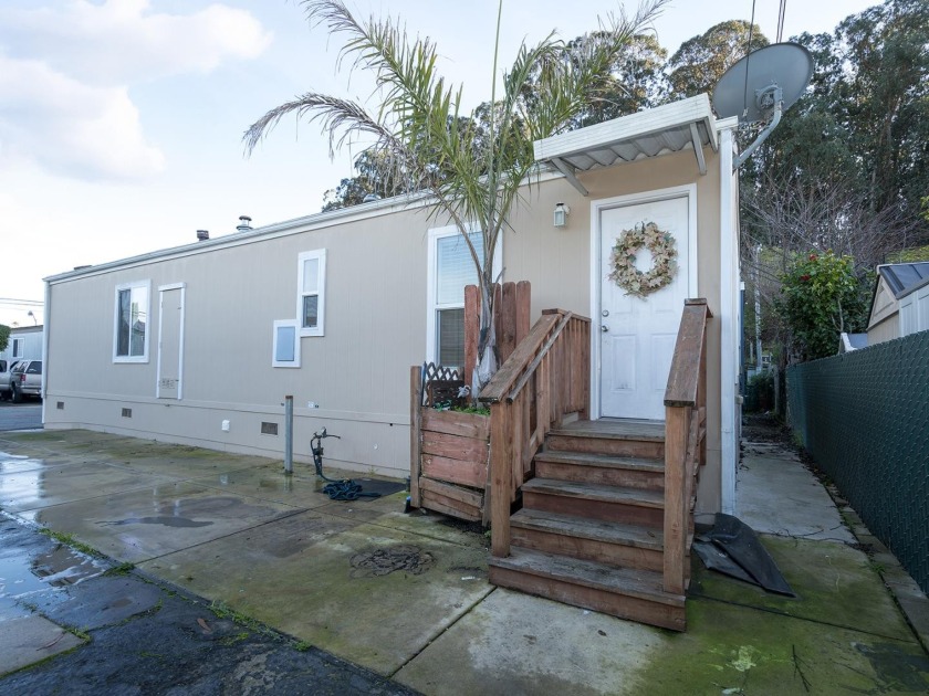 Welcome to your perfect oasis in the heart of the Trailer Haven - Beach Home for sale in Santa Cruz, California on Beachhouse.com