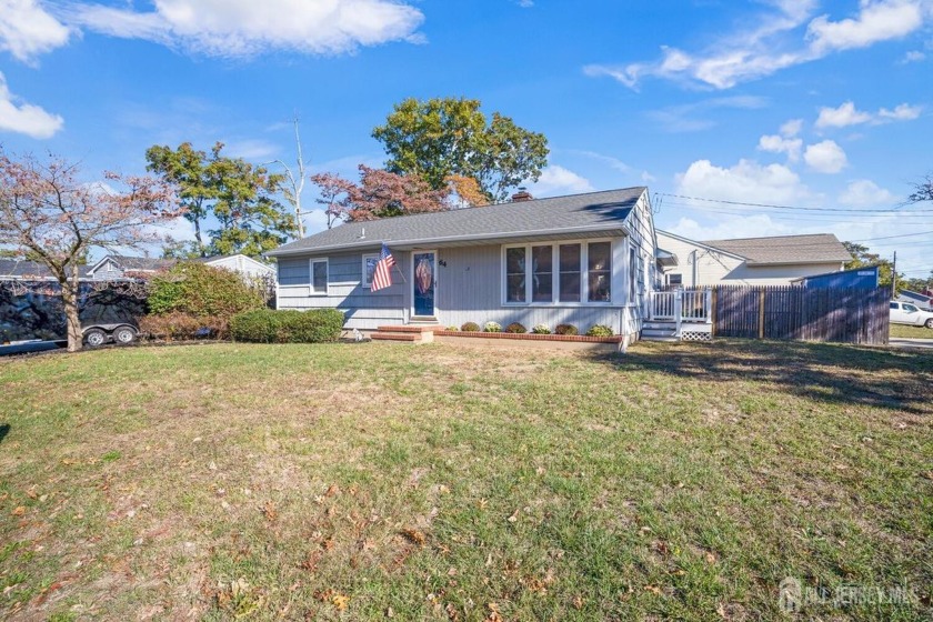 Move in Ready Ranch style home with 3 bedrooms and a finished - Beach Home for sale in Beachwood, New Jersey on Beachhouse.com