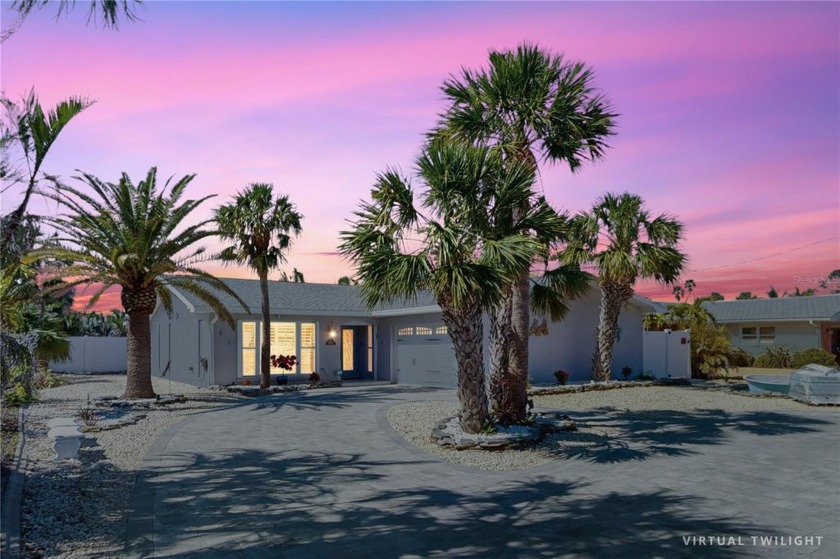Nestled on the beautiful barrier island of Belleair Beach, this - Beach Home for sale in Belleair Beach, Florida on Beachhouse.com