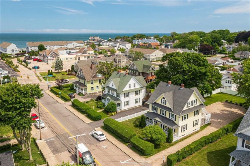 A superb Victorian circa 1895 that's been completely restored - Beach Home for sale in Narragansett, Rhode Island on Beachhouse.com