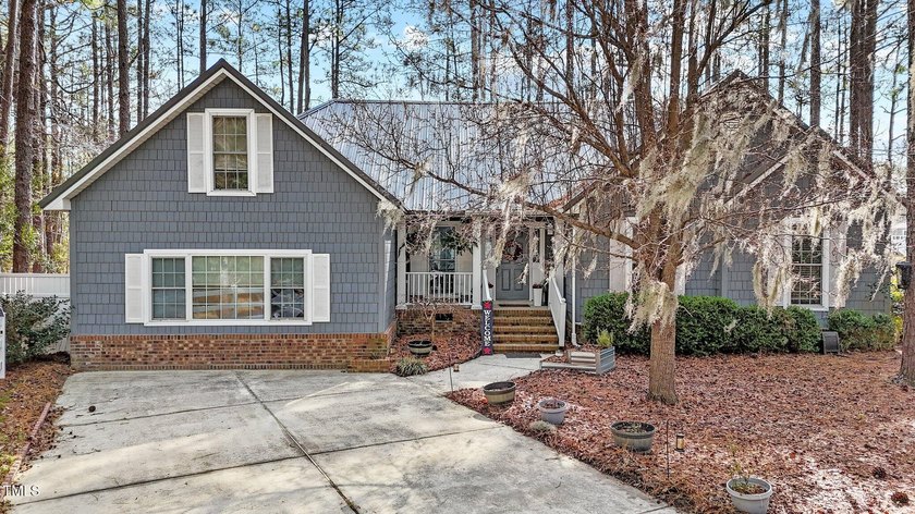 If you're looking for water access and private lot, then this is - Beach Home for sale in Aurora, North Carolina on Beachhouse.com