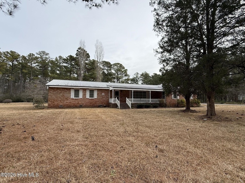 Step into your dream country escape! This beautiful 3030 sq ft - Beach Home for sale in Belhaven, North Carolina on Beachhouse.com
