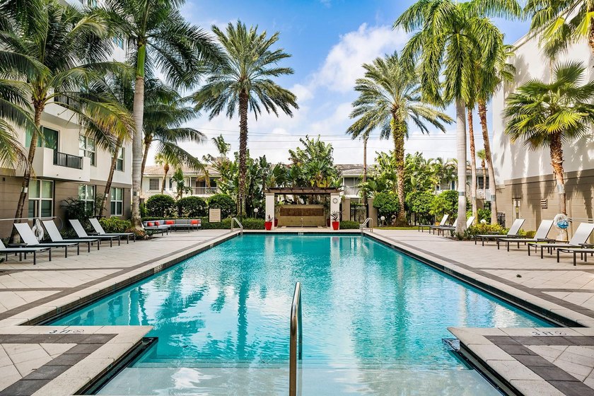 Welcome to Lauderdale One, a boutique 6-story residence with - Beach Condo for sale in Fort Lauderdale, Florida on Beachhouse.com
