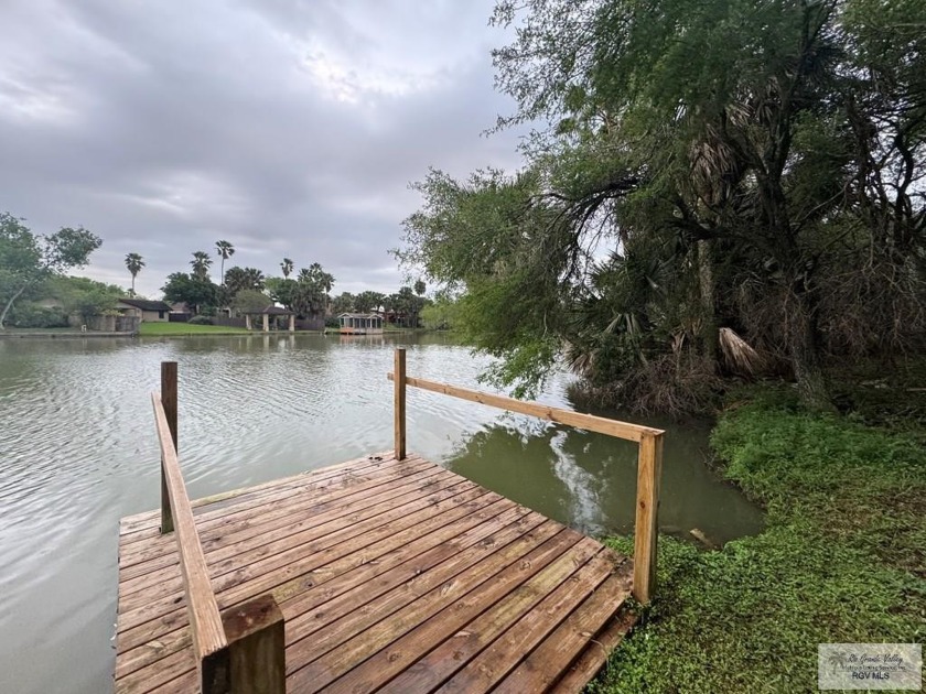 Hard to find a great condo of this size on a resaca with covered - Beach Condo for sale in Brownsville, Texas on Beachhouse.com