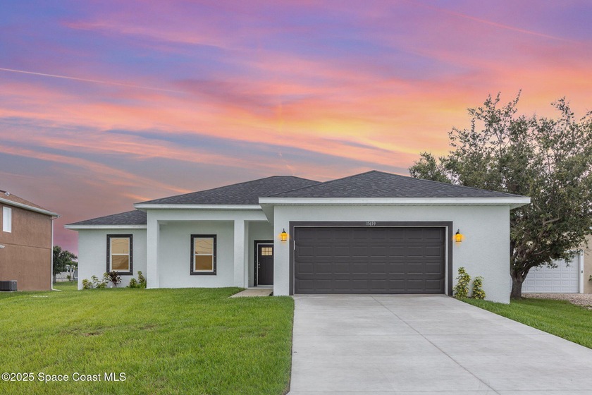 Own a Home with a Low Rate and No Closing Costs. Proudly set in - Beach Home for sale in Port Charlotte, Florida on Beachhouse.com