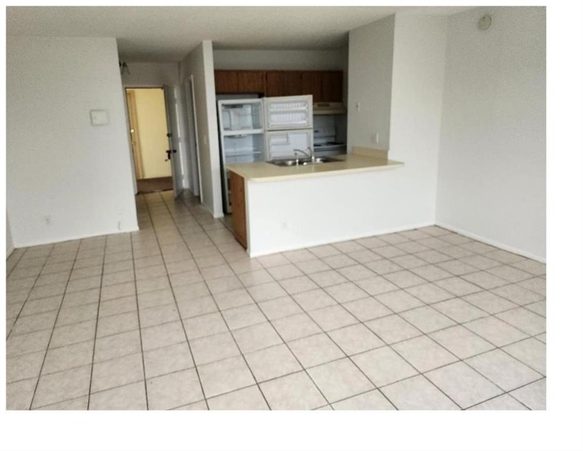 Rented for 1400 per month tenant wants to stay. Very easy to - Beach Condo for sale in Coral Springs, Florida on Beachhouse.com