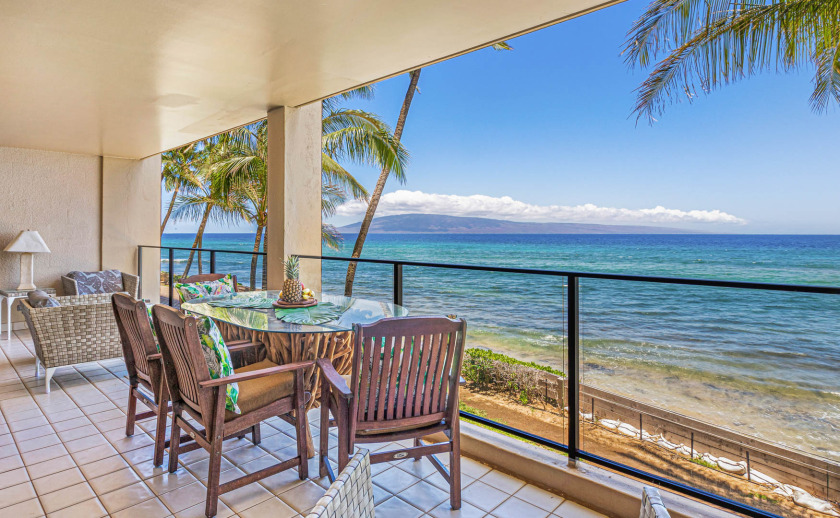 EXQUISITE CORNER Condo - Direct Oceanfront - Mahana - Beach Vacation Rentals in Lahaina, Hawaii on Beachhouse.com