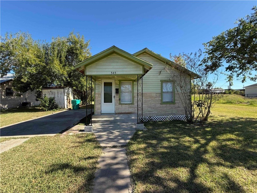 Recently updated residence seamlessly blends coastal charm with - Beach Home for sale in Aransas Pass, Texas on Beachhouse.com