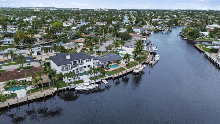 RARE OPPORTUNITY TO OWN A TURNKEY WATERFRONT HOME WITH 110 FT OF - Beach Home for sale in Pompano Beach, Florida on Beachhouse.com