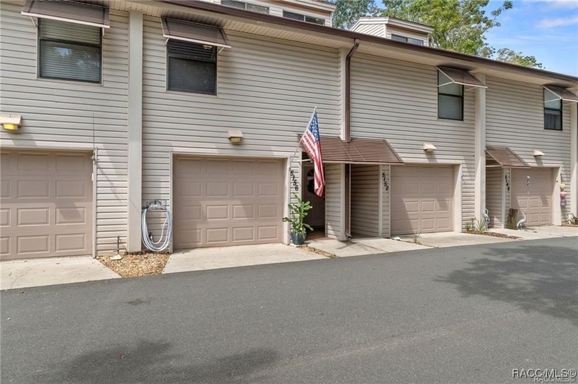 This is a rare opportunity to take advantage of all the nature - Beach Condo for sale in Homosassa, Florida on Beachhouse.com