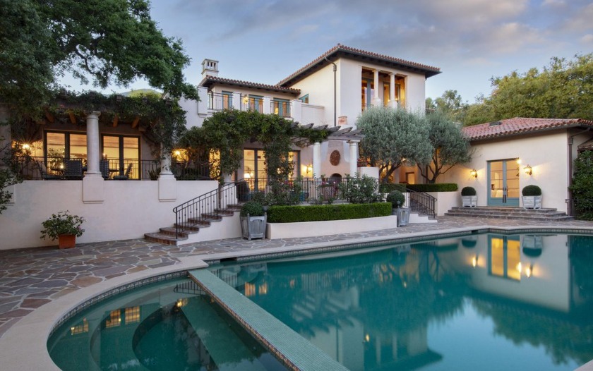 Nestled at the end of an incredible cobbled drive, this gorgeous - Beach Home for sale in Montecito, California on Beachhouse.com